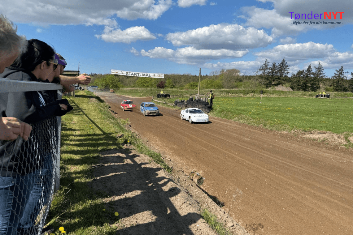 Solrigt vejr skabte perfekt ramme om spændende DM-start på Skærbæk Autospeedway
