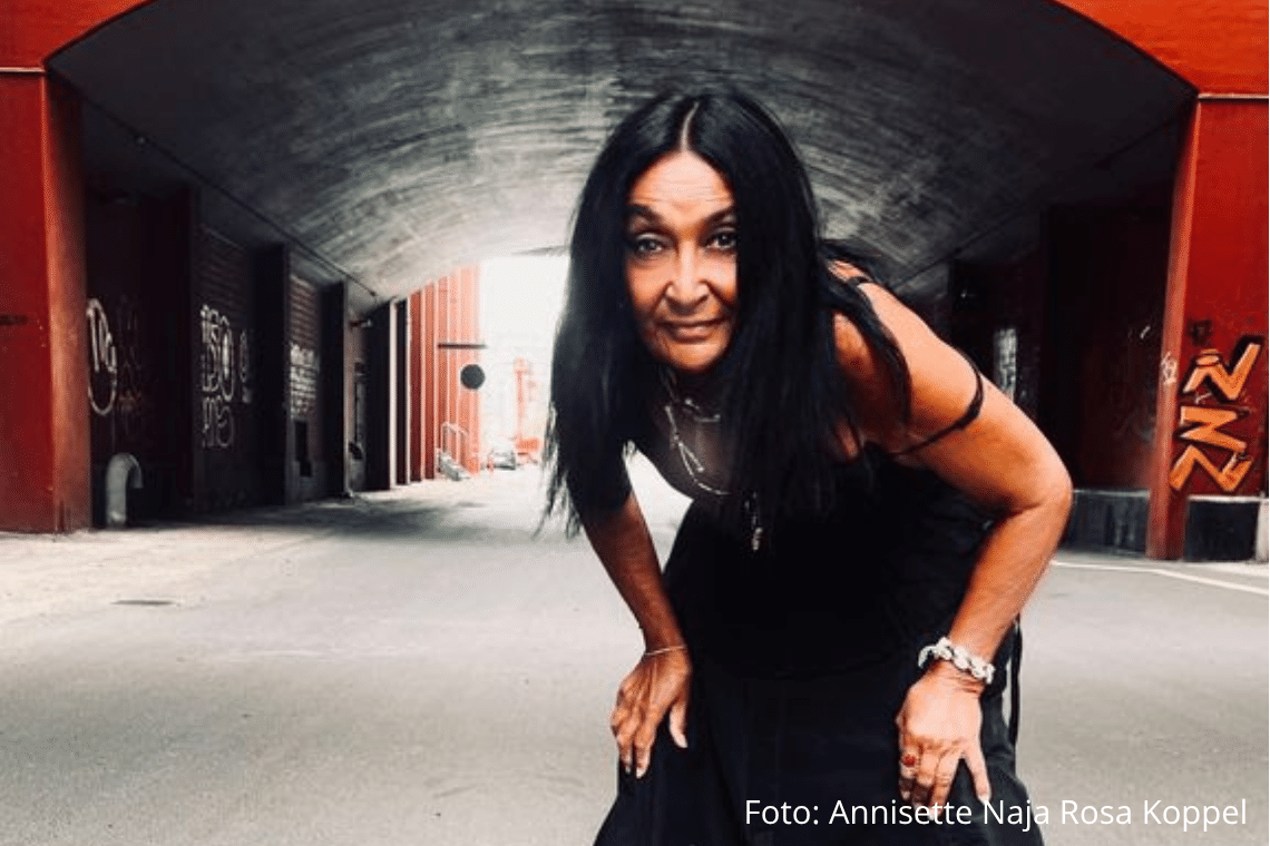 Annisette optages i folkemusikkens fornemste selskab