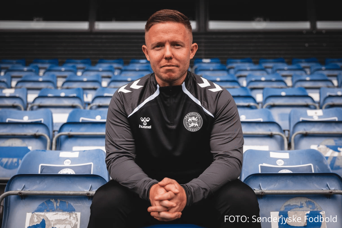 Engelsk trænerprofil med erfaring fra britisk topfodbold til Sønderjyske