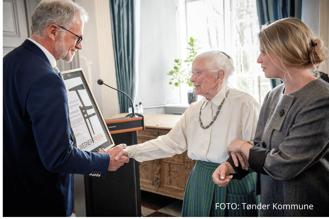 Rørt prismodtager på Schackenborg: Hanne Vedel hædret med Wegner Prisen 2026