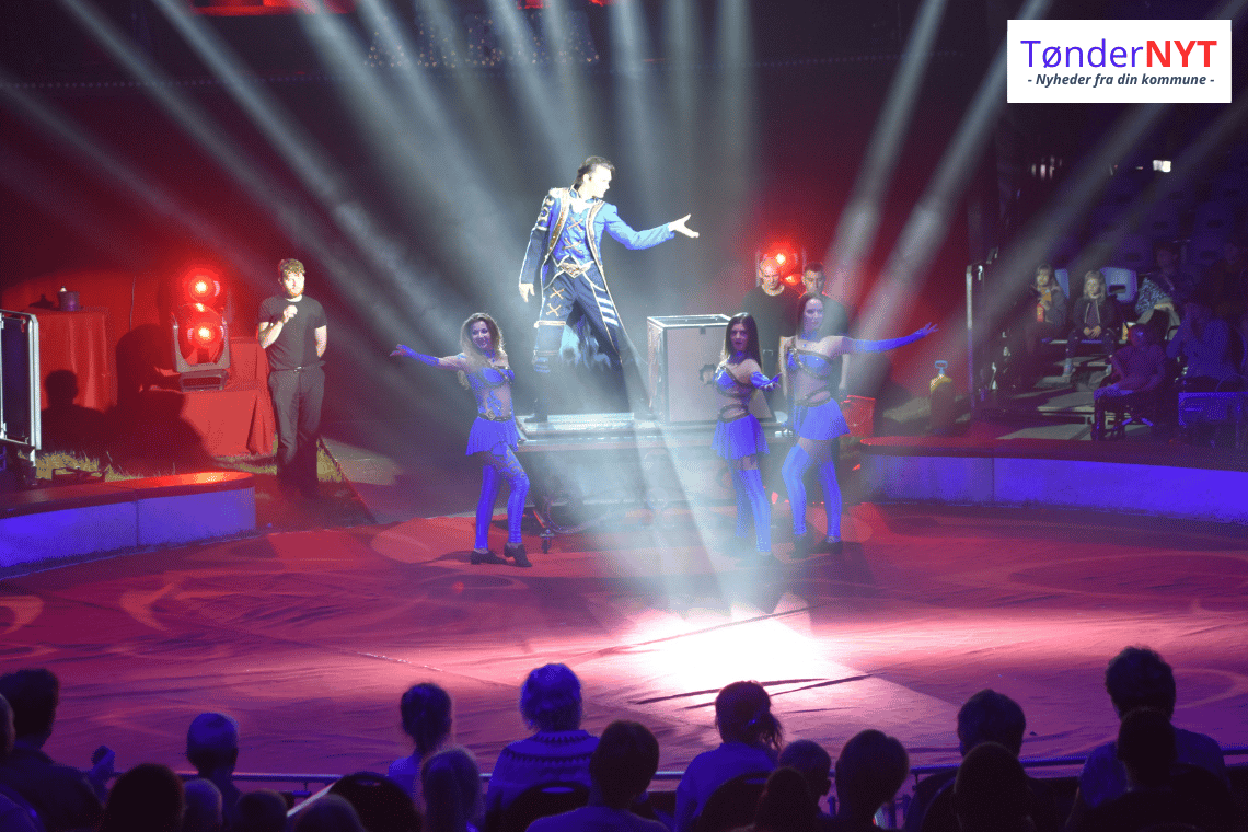 Cirkus Arena fyldte teltet med magi, latter og imponerende artisteri i Tønder